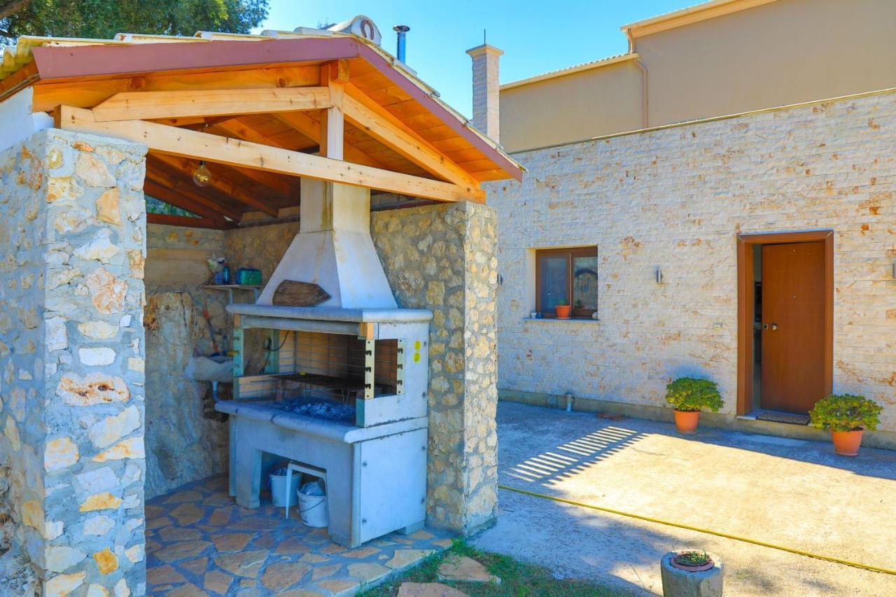 Villa Dersea Acharavi  Dış mekan fotoğraf